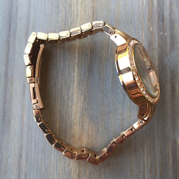 BETSEY Johnson Crystal Gold Tone Slim Band Watch! EUC - Picture 6 of 12